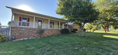 5725 Academy Drive, House other with 3 bedrooms, 2 bathrooms and null parking in Morristown TN | Image 2