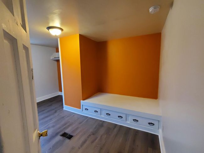2 - 7 Cross St, Condo with 3 bedrooms, 1 bathrooms and null parking in Whitefield NH | Image 5