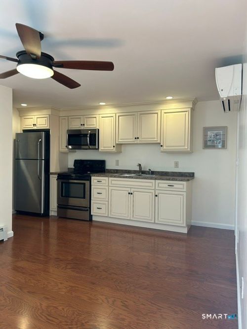 58 School House Rd, Wallingford, CT, 06492-3455 | Card Image