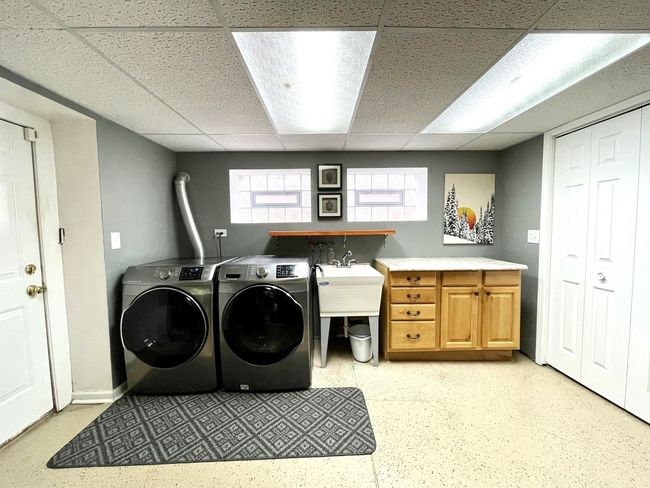 6537 N Maplewood Ave, Home with 2 bedrooms, 2 bathrooms and null parking in CHICAGO IL | Image 15