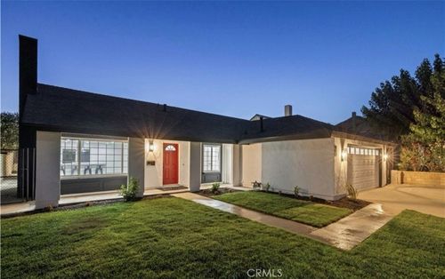 29671 Grandifloras Rd, Canyon Country, CA, 91387-1919 | Card Image