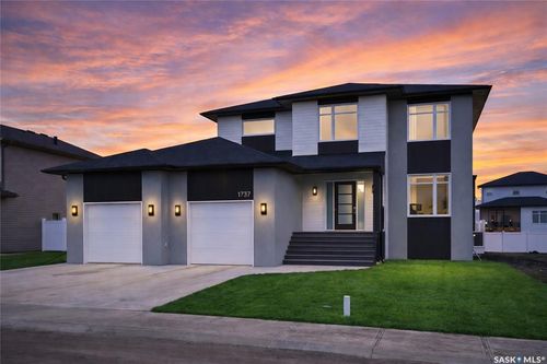 1737 Hayes Lane, Moose Jaw, SK, S6J0B6 | Card Image