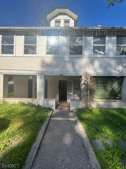 63 Poplar Dr, Stirling, NJ, 07980-1527 | Card Image