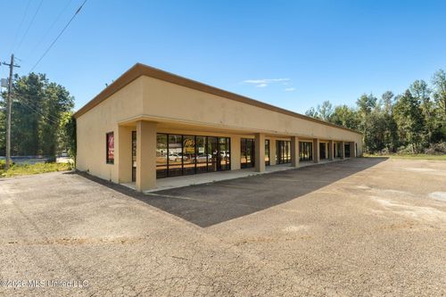 3651 U.S. 49, Mendenhall, MS, 39114 | Card Image