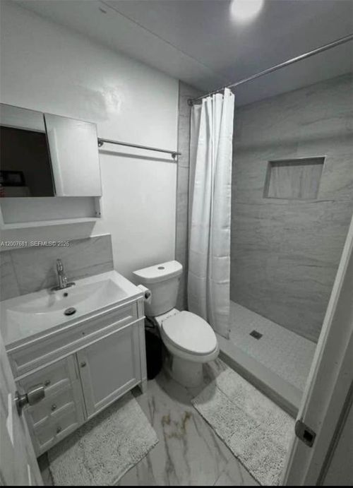 a-4721 Peters Rd, Plantation, FL, 33317-4830 | Card Image