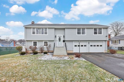 24 Ridge Crest Cir, Wethersfield, CT, 06109-1048 | Card Image