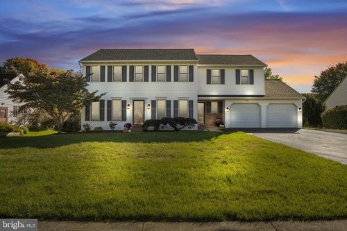 70 Millstone Dr, Brownstown, PA, 17508-5075 | Card Image