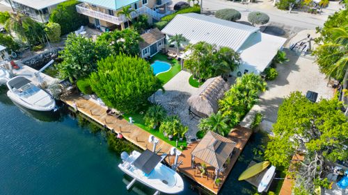 150 Azalea St, Tavernier, FL, 33070-2201 | Card Image