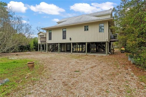 26545 Mildred Dr, Lacombe, LA, 70445-2551 | Card Image
