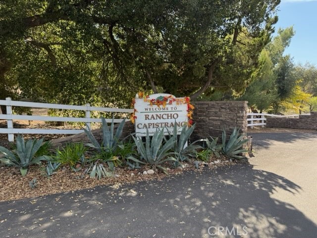 Land in Lake Elsinore
