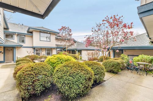 23-5666 208 St, Langley, BC, V3A8G4 | Card Image