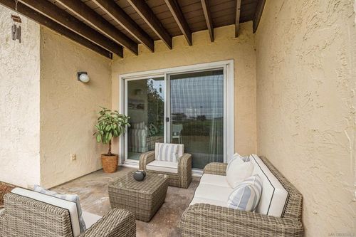 unit-1b-3672 Clairemont Dr, San Diego, CA, 92117-5956 | Card Image