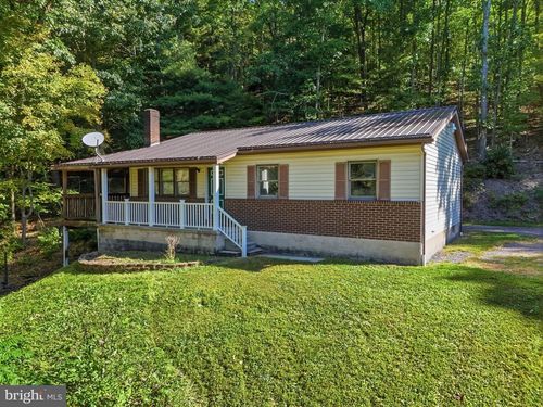 102 Surveyor Road, CLEARFIELD, PA, 16830 | Card Image