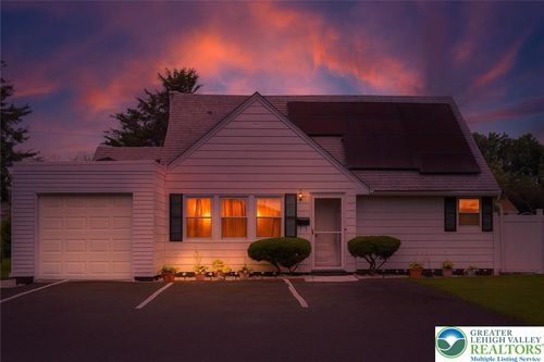 2912 Lehigh St, Allentown, PA, 18103-7005 | Card Image