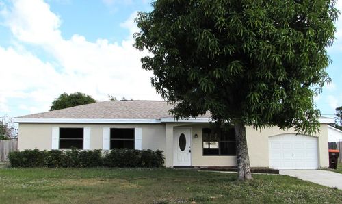 674 25th St Sw, Vero Beach, FL, 32962-8134 | Card Image