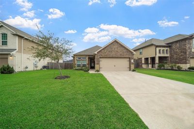 9614 Yellow Rose Drive, House other with 3 bedrooms, 2 bathrooms and null parking in Texas City TX | Image 2