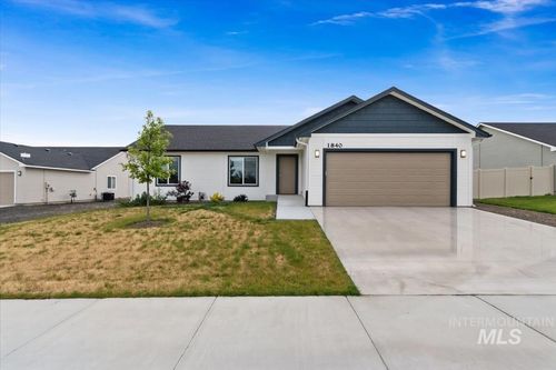 1840 Regency Way, Emmett, ID, 83617-3752 | Card Image