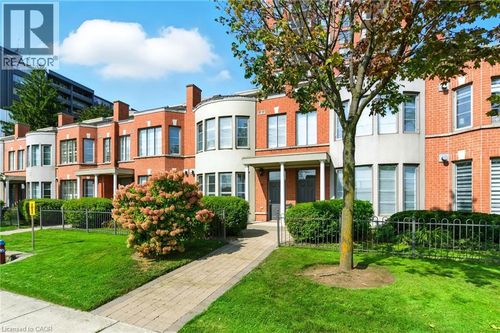 7-442 Maple Ave, Burlington, ON, L7S2L7 | Card Image