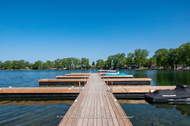 486 Cty Rd 18   3 Beachview Lane, House other with 2 bedrooms, 1 bathrooms and 2 parking in Prince Edward County ON | Image 34