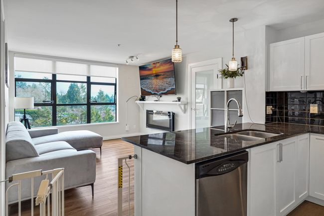 406 - 306 Sixth St, Condo with 1 bedrooms, 1 bathrooms and 1 parking in New Westminster BC | Image 13
