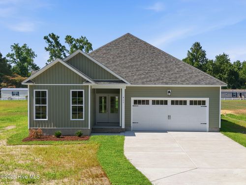 911 Albrittons Rd, Kinston, NC, 28504-7726 | Card Image
