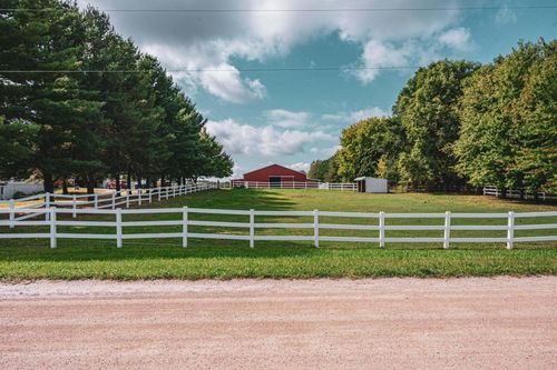 9025 Nugent Ave Ne, Rockford, MI, 49341-8554 | Card Image