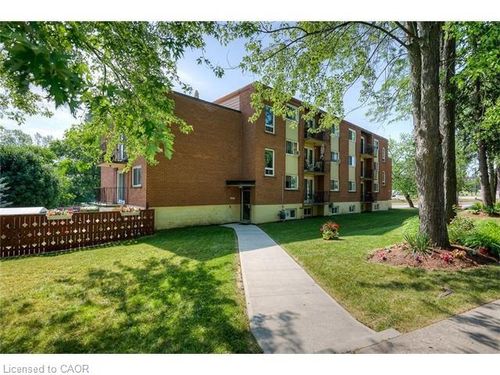7-371 Dale Cres, Waterloo, ON, N2J3Y6 | Card Image