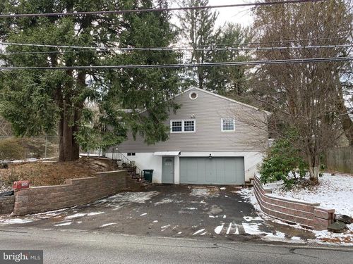 123 E Bristol Rd, FEASTERVILLE TREVOSE, PA, 19053-3341 | Card Image