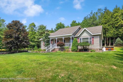 8 Evans Dr, Windham, NY, 12496-5948 | Card Image