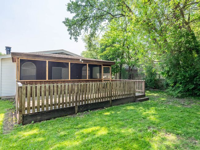 52 S Hawthorne Blvd, House other with 3 bedrooms, 1 bathrooms and null parking in Mundelein IL | Image 15