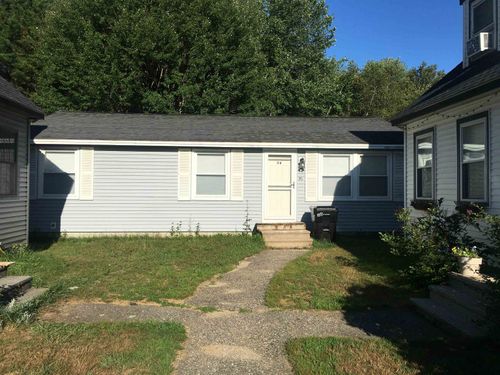 36 Country Side Cir, Belmont, NH, 03220-4042 | Card Image