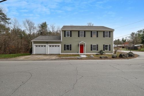 1 Langs Ln, Newmarket, NH, 03857-2122 | Card Image