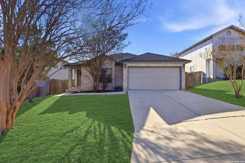 7030 Knights Hvn, San Antonio, TX, 78233-3823 | Card Image