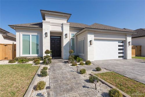 1505 Mount St, Mission, TX, 78572-8071 | Card Image