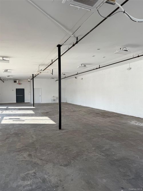 411 Broadway, Newburgh, NY, 12550-5344 | Card Image