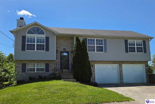 140 Byerly Blvd, Radcliff, KY, 40160-8789 | Card Image