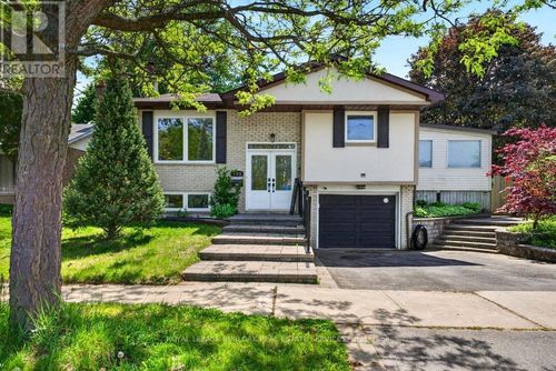 758 Francis Rd, Burlington, ON, L7T4A3 | Card Image