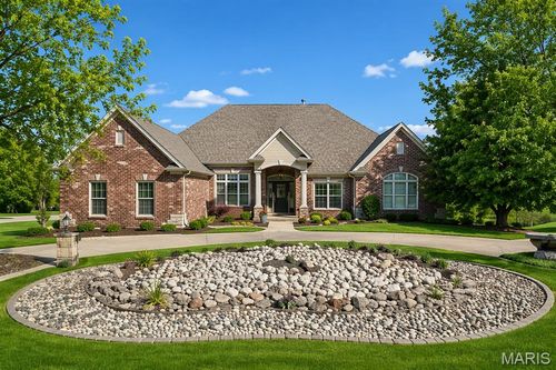 316 Barn Side Ln, Eureka, MO, 63025-1648 | Card Image