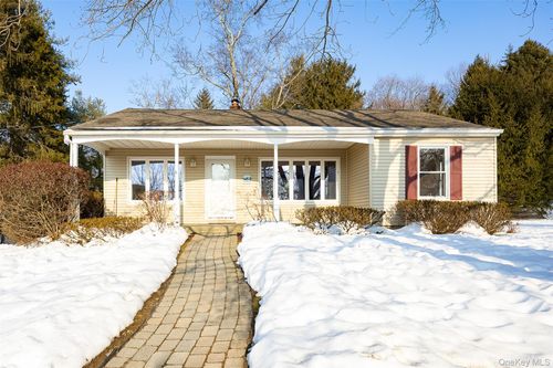 13 Robert Rd, Poughkeepsie, NY, 12603-6514 | Card Image