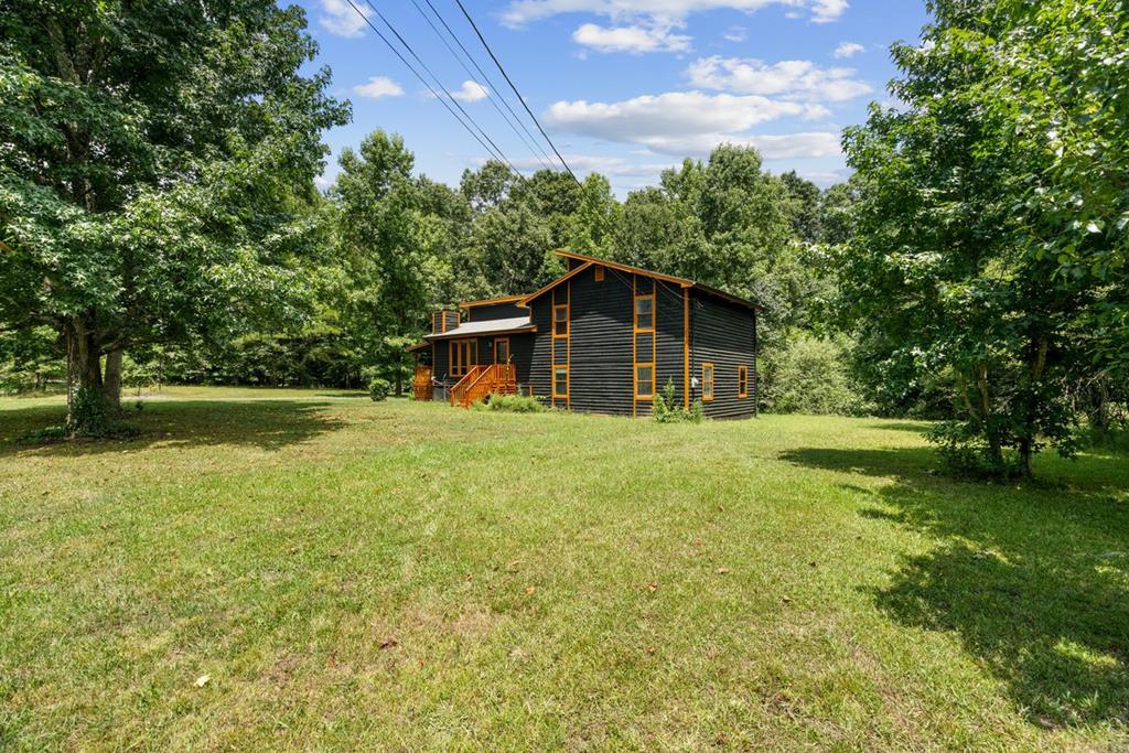 Residential in Chatsworth