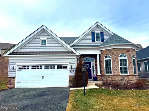 2241 Tanner Dr, SCHWENKSVILLE, PA, 19473-2618 | Card Image