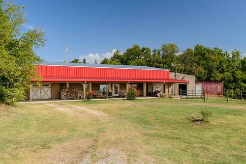 14501 Gunsmoke Ln, PERRY, OK, 73077-8408 | Card Image