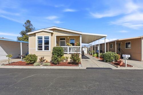 393 Chateau La Salle Dr, San Jose, CA, 95111-3032 | Card Image