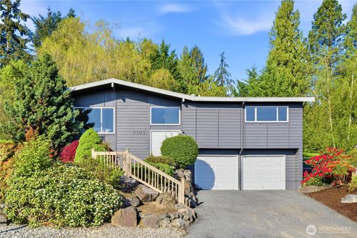 5503 162nd Avenue Ne, Redmond, WA, 98052 | Card Image