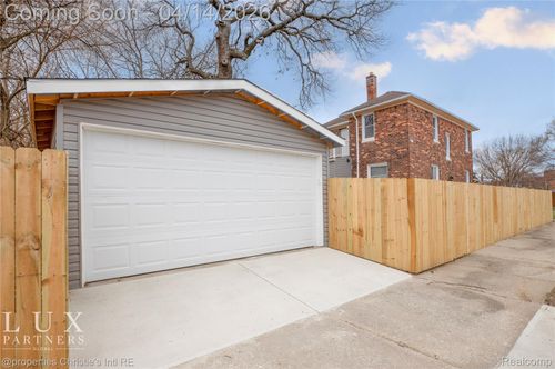 18516 Prairie St, Detroit, MI, 48221-2187 | Card Image