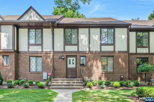 507 Piermont Ave S, River Vale, NJ, 07675-5713 | Card Image