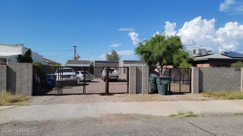 447 E 35th Street, Tucson, AZ, 85713 | Card Image