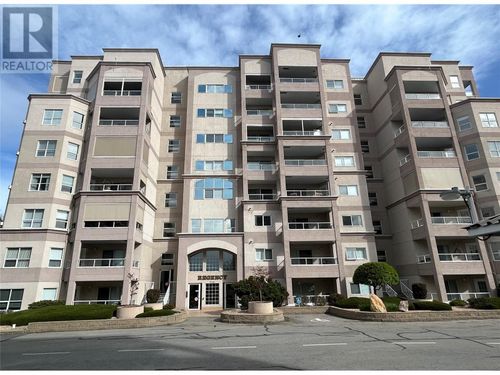 704-2245 Atkinson St, Penticton, BC, V2A8R7 | Card Image