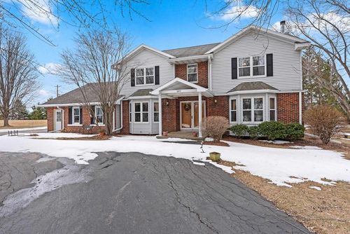 2911 Ridgeway Drive, Clayton, WI, 54956 | Card Image