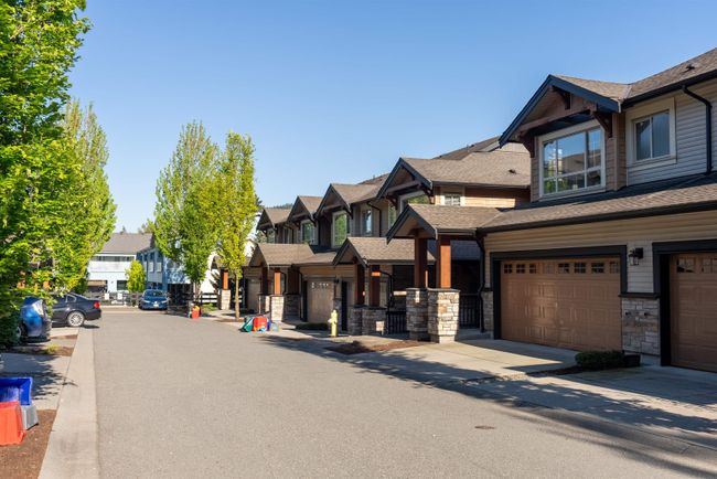 93 - 11305 240 Th Street, Townhouse with 3 bedrooms, 2 bathrooms and 2 parking in Maple Ridge BC | Image 29